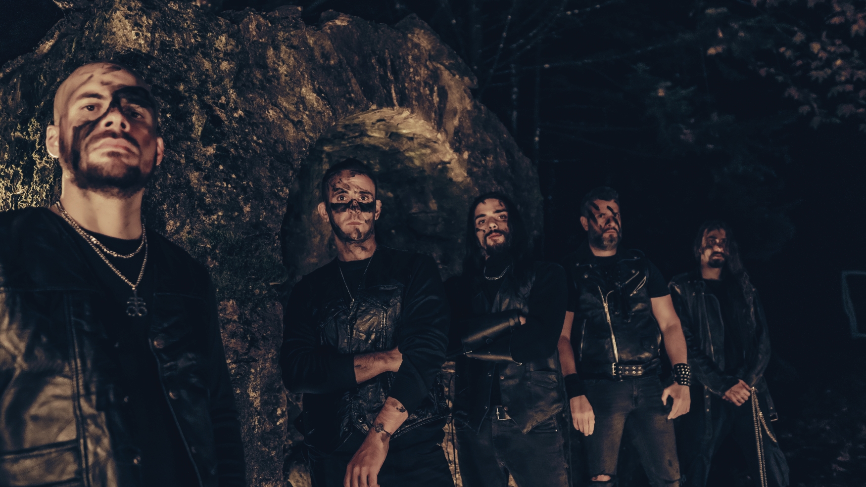 TRIUMPHER „Piercing The Heart Of The World“