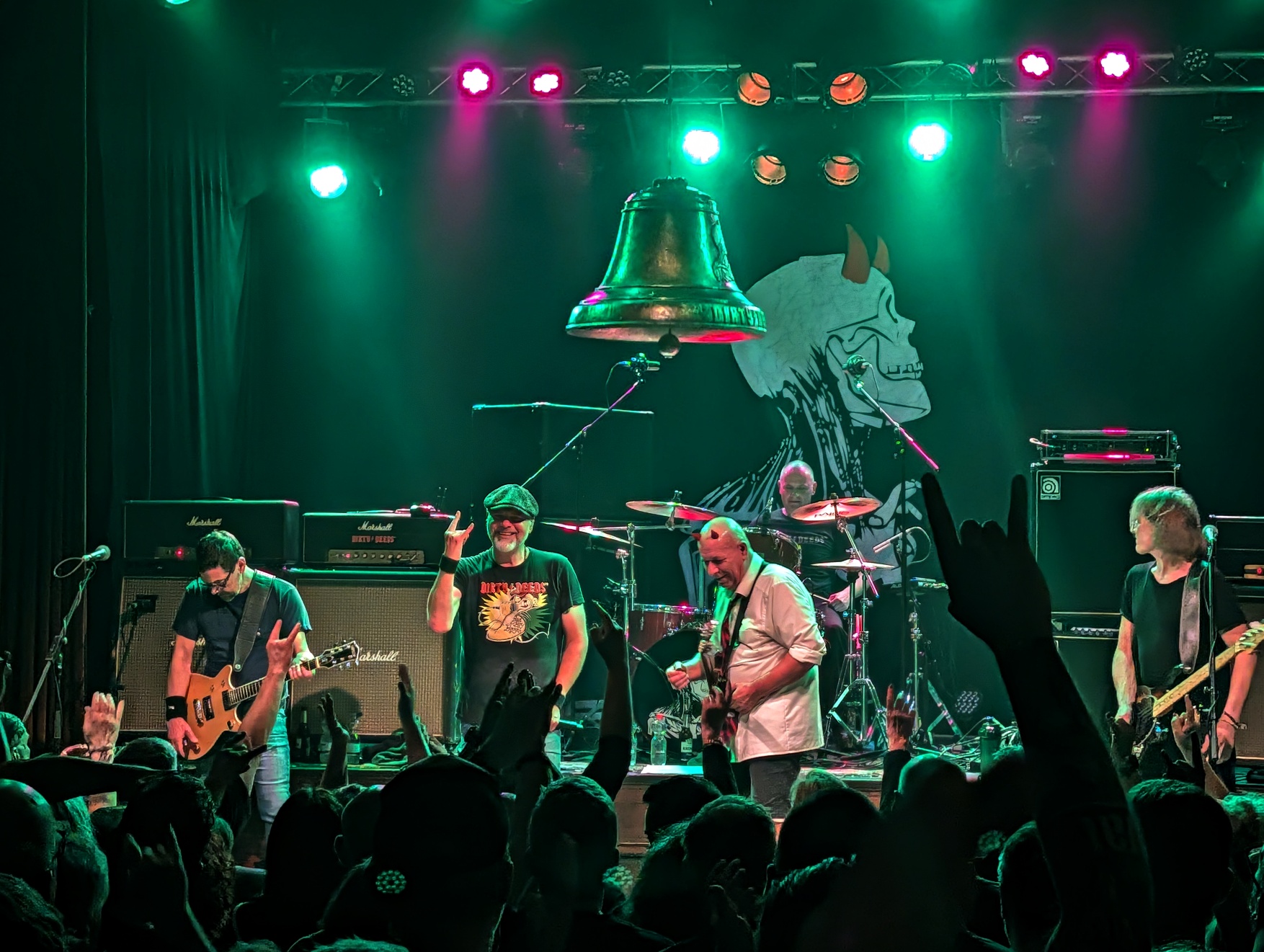 DIRTY DEEDS’79 im Musiktheater Piano Dortmund