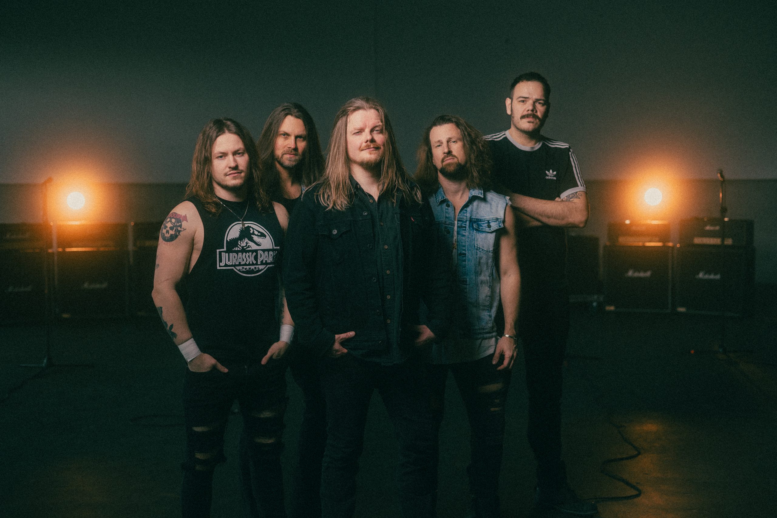 𝐇𝐀𝐑𝐃𝐁𝐎𝐍𝐄-𝗻𝗲𝘂𝗲 𝗦𝗶𝗻𝗴𝗹𝗲 „𝗙𝗼𝘂𝗿 𝗧𝗼 𝗧𝗵𝗲 𝗙𝗹𝗼𝗼𝗿“